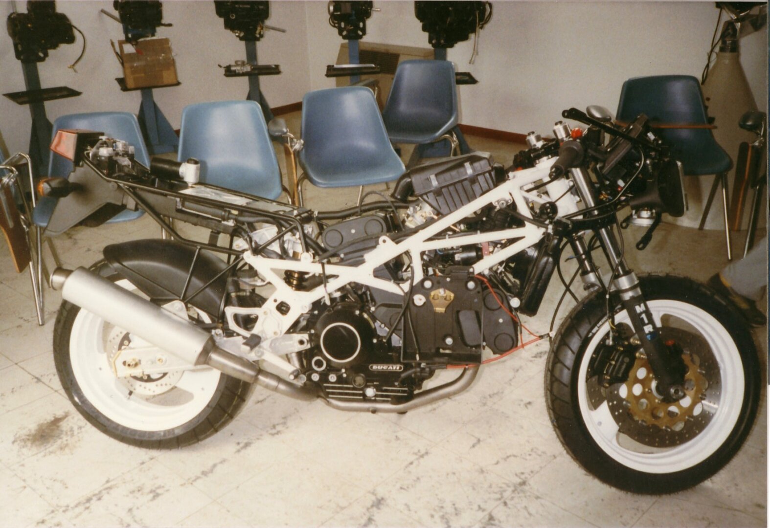 Ducati Factory 21-3-1989 (5) 851.JPG