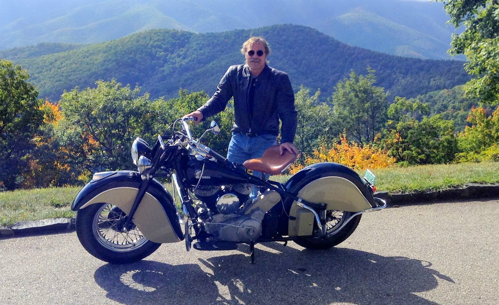 Mark Turczyn 1946 Indian Chief. Blueridge Parkway. Sept 2015.jpg