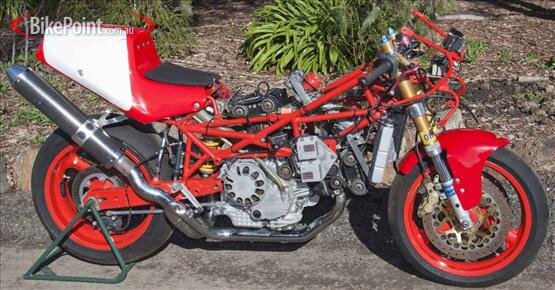 Bob Brown rh side no fairing.jpg