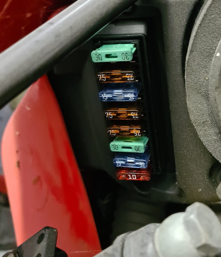 FuseBox1.jpg