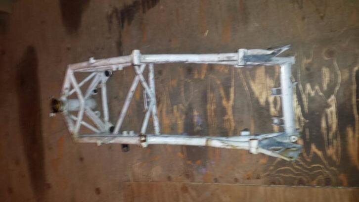 Ducati 888 SP3 frame 3.JPG