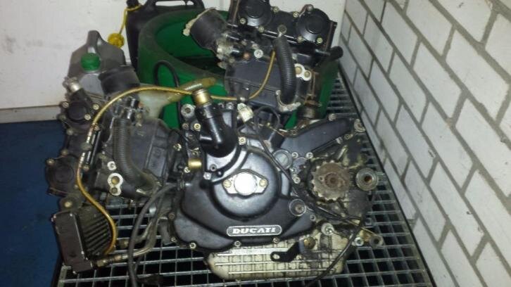 Ducati SPS engine 2.JPG
